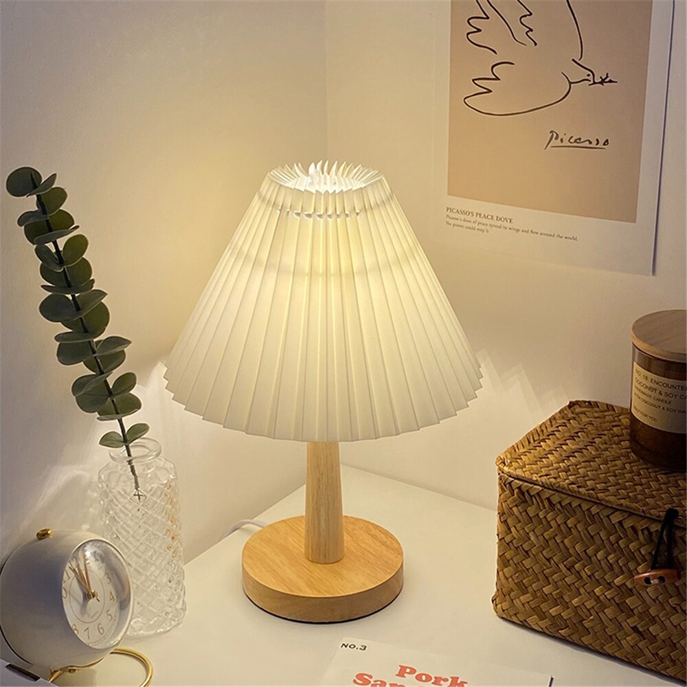 Vintage Pleated Lamp